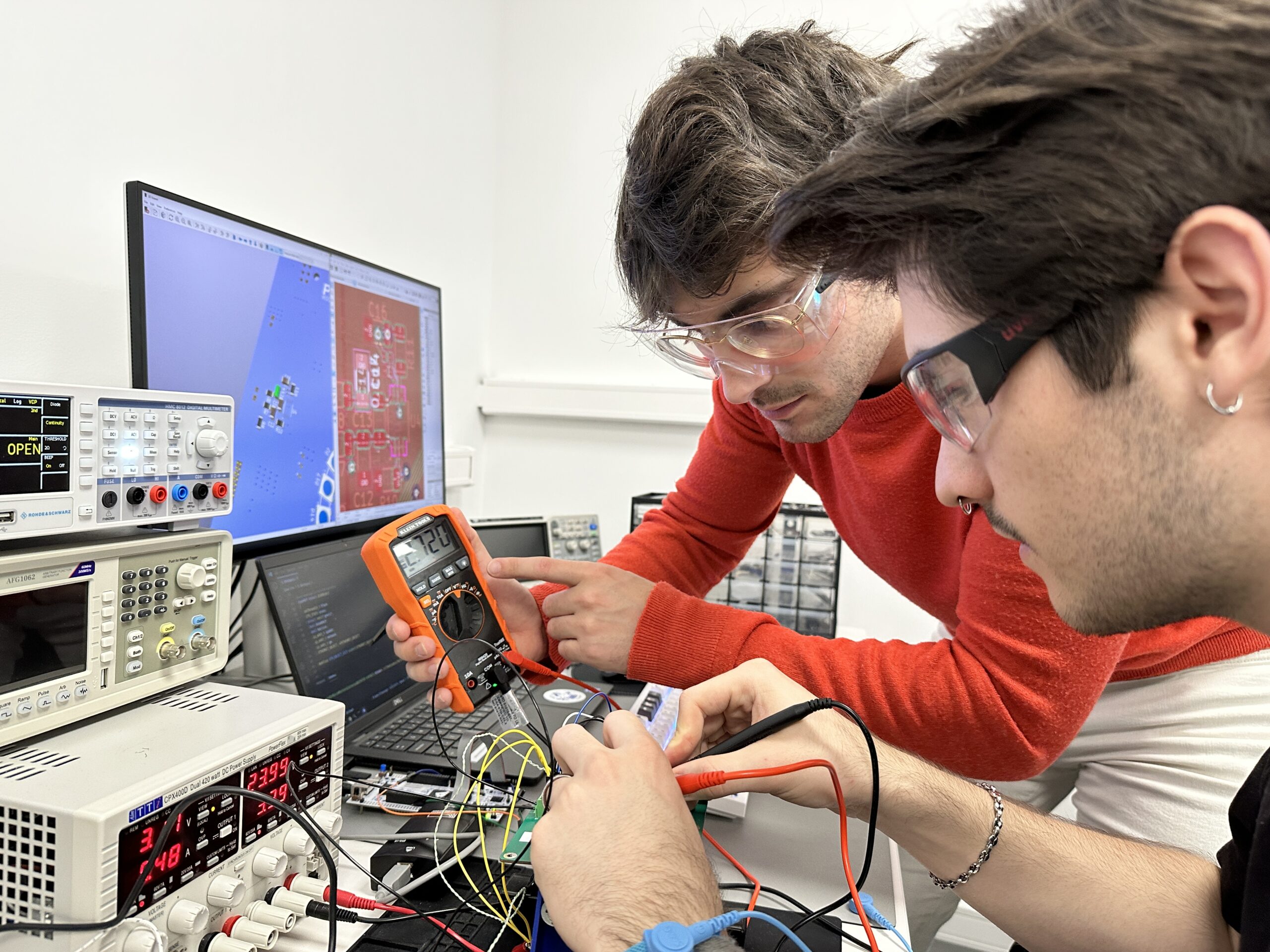 medical device electronics team